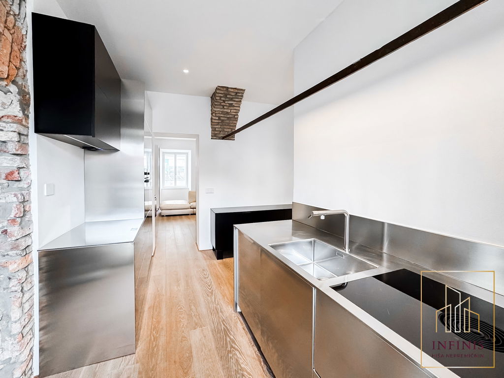 Ljubljana mesto – Center, stanovanje – SO233SD