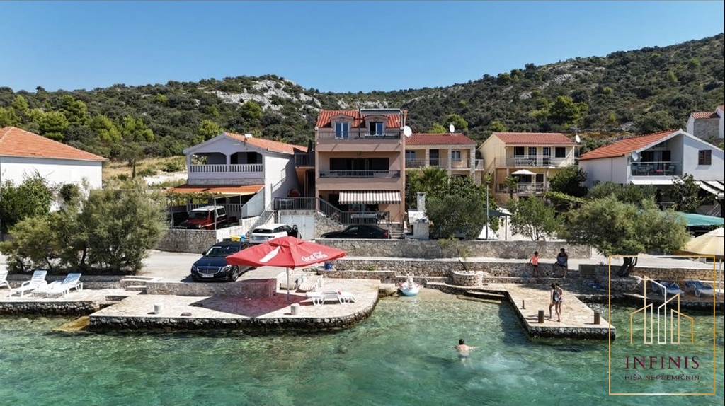 Šibensko-kninska županija – , hisa – HP1172SD